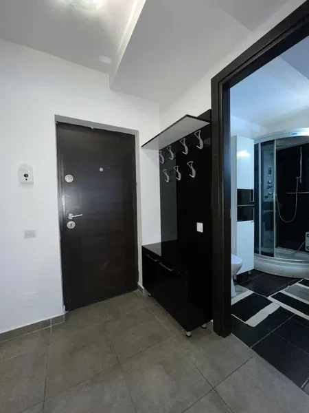 Trapezului, metrou 1 Decembrie, 2 camere, centrala, loc parcare inclus